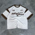 REMERA 88 (B/MARRON)